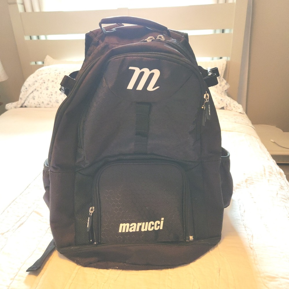 Marucci Baseball Softball Bat Pack Backpack Black Gear Bag with Fence Hook